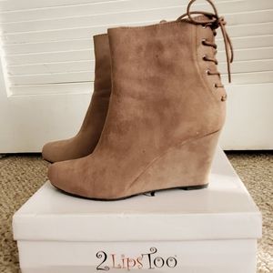 Women Wedge Boots